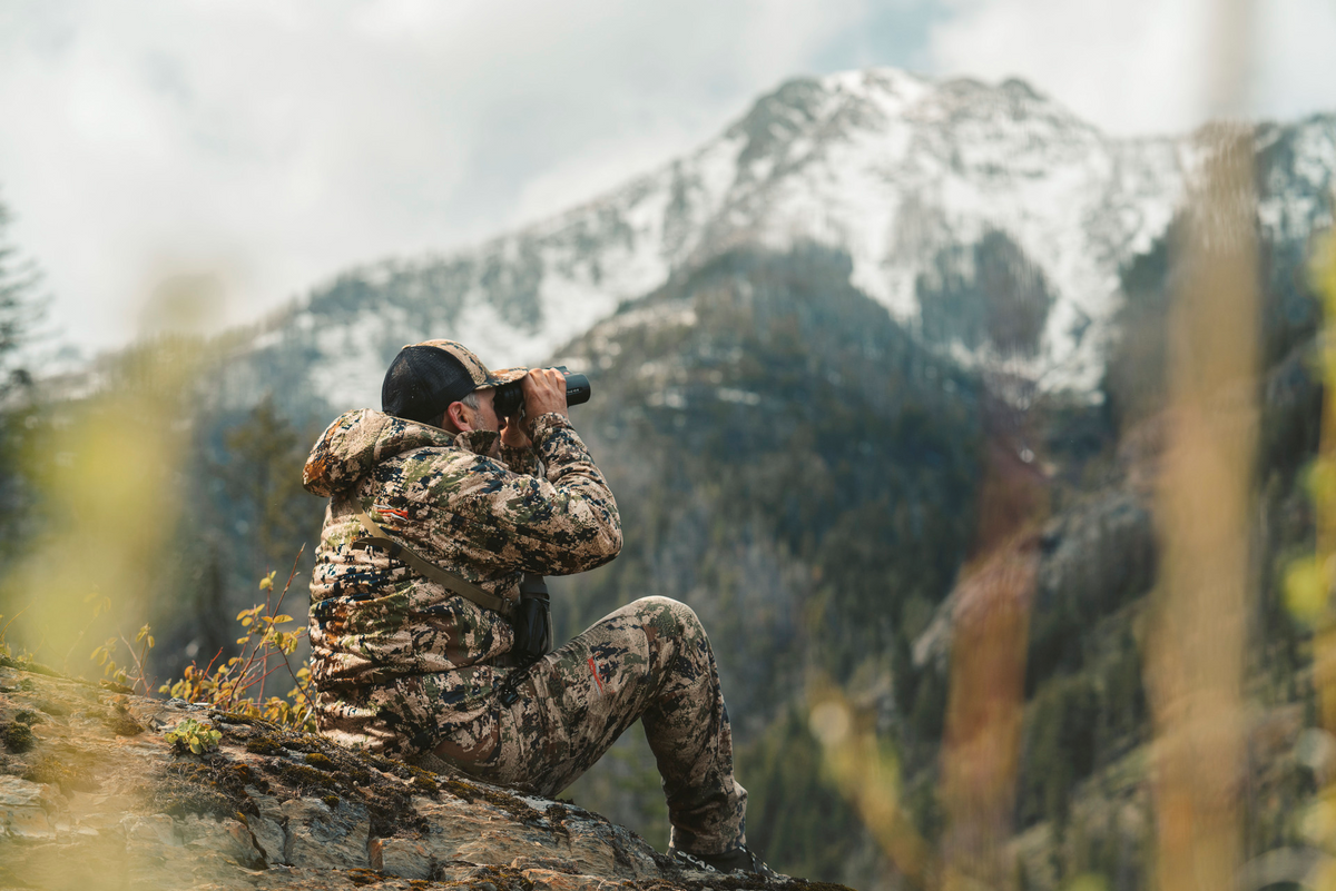 Sitka Stratus Gear in Subalpine Camo