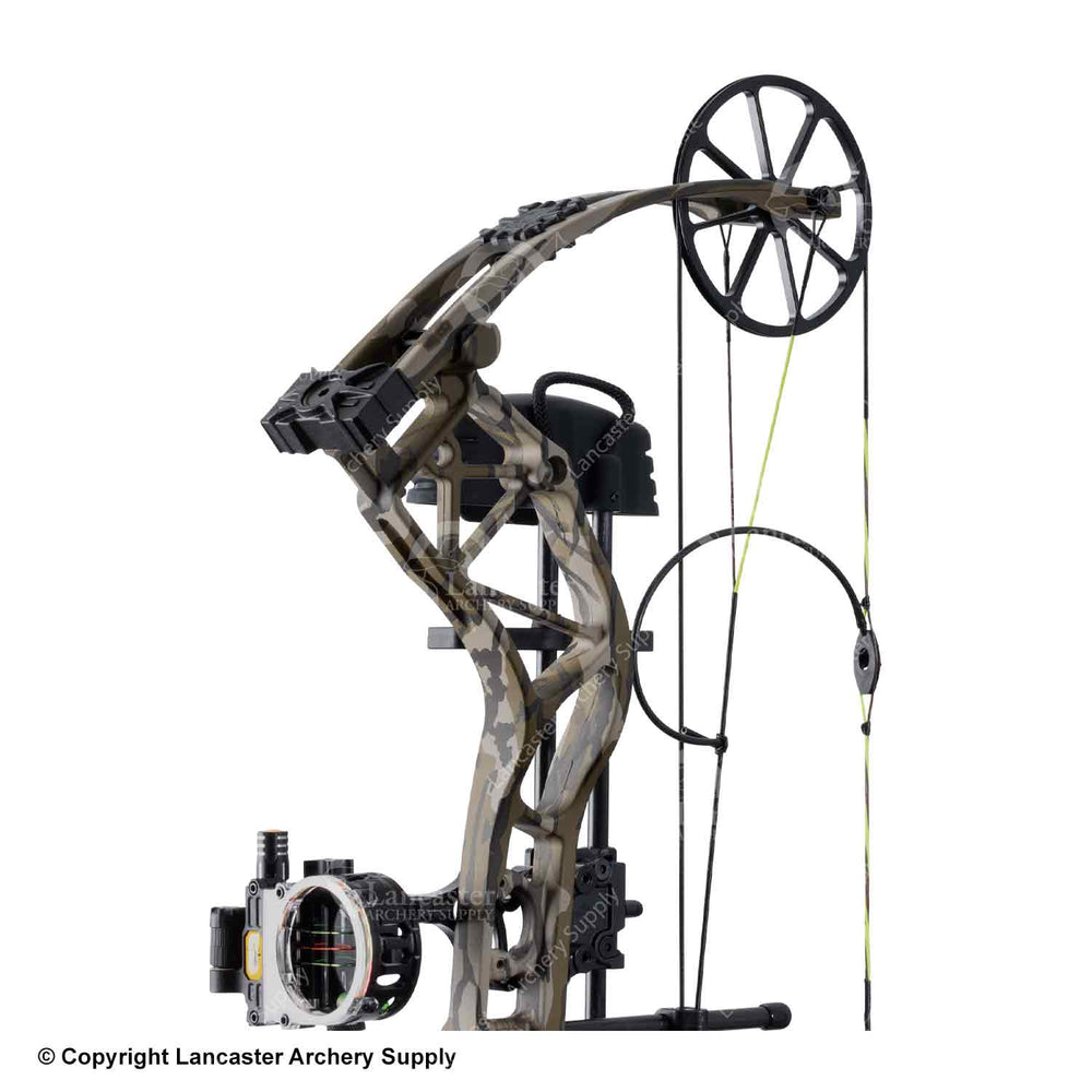 Bear Adapt+ The Hunting Public RTH Compound Bow