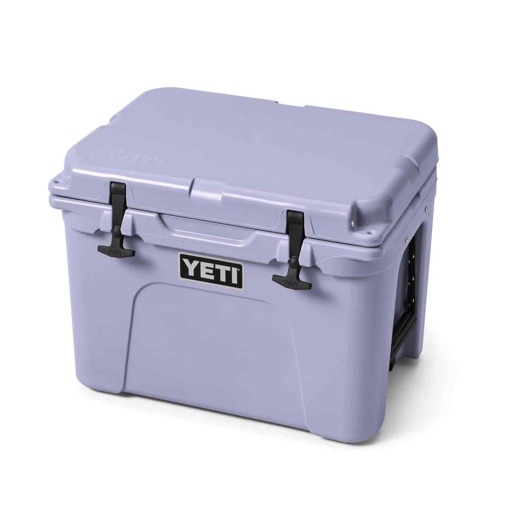 YETI Tundra 35 Hard Cooler (Cosmic Lilac)