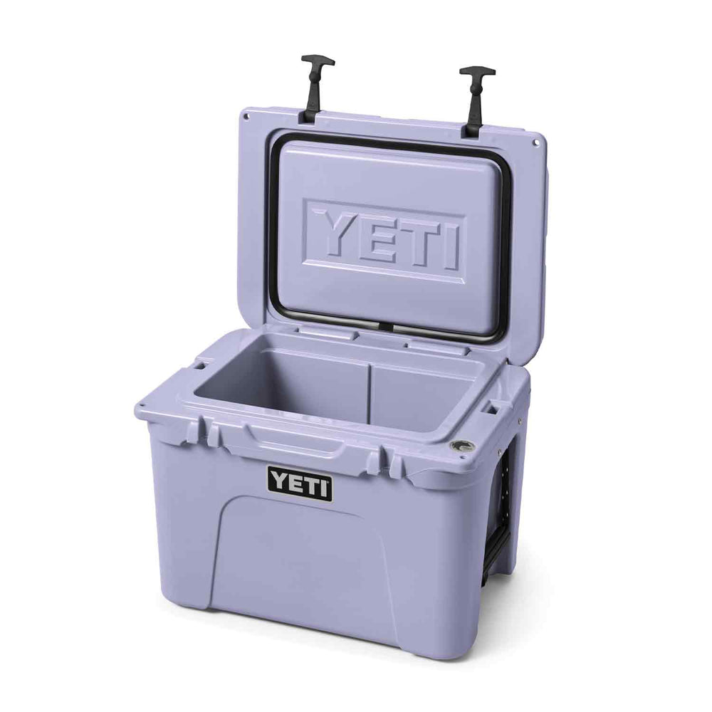 YETI Tundra 35 Hard Cooler (Cosmic Lilac)