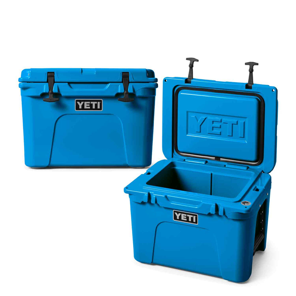 YETI Tundra 35 Hard Cooler (Limited Edition Big Wave Blue)