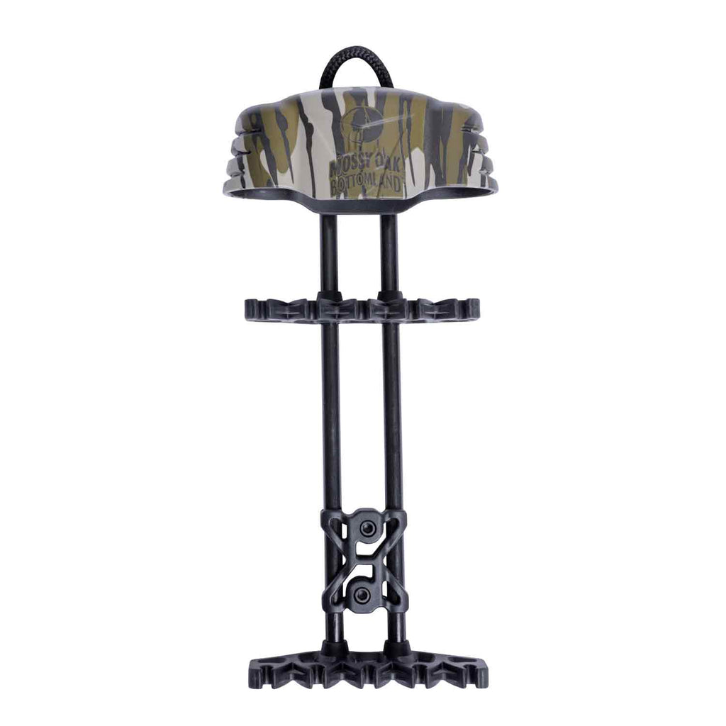 thumbnail interactive-video image 1 of Mathews LowPro Fixed 6-Arrow Quiver – Mossy Oak Bottomland – Right Hand – New 1 of 3