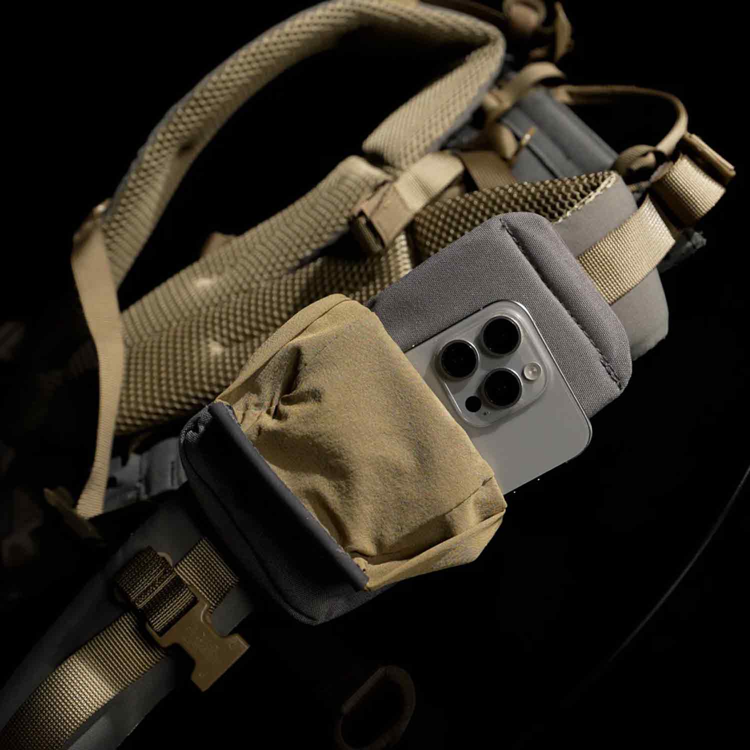 Latitude Phone Pouch