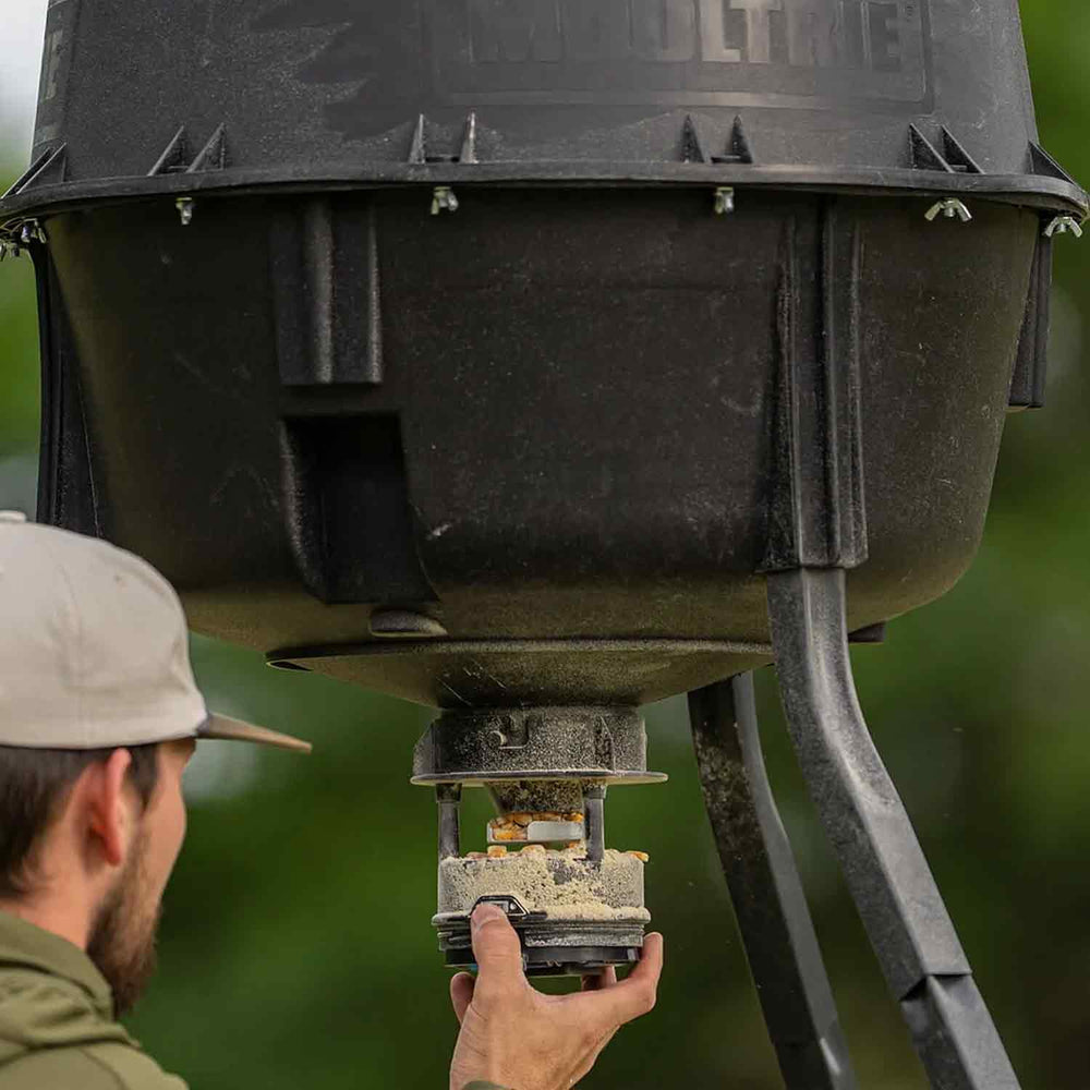 Moultrie 200lb Standard Deer Feeder