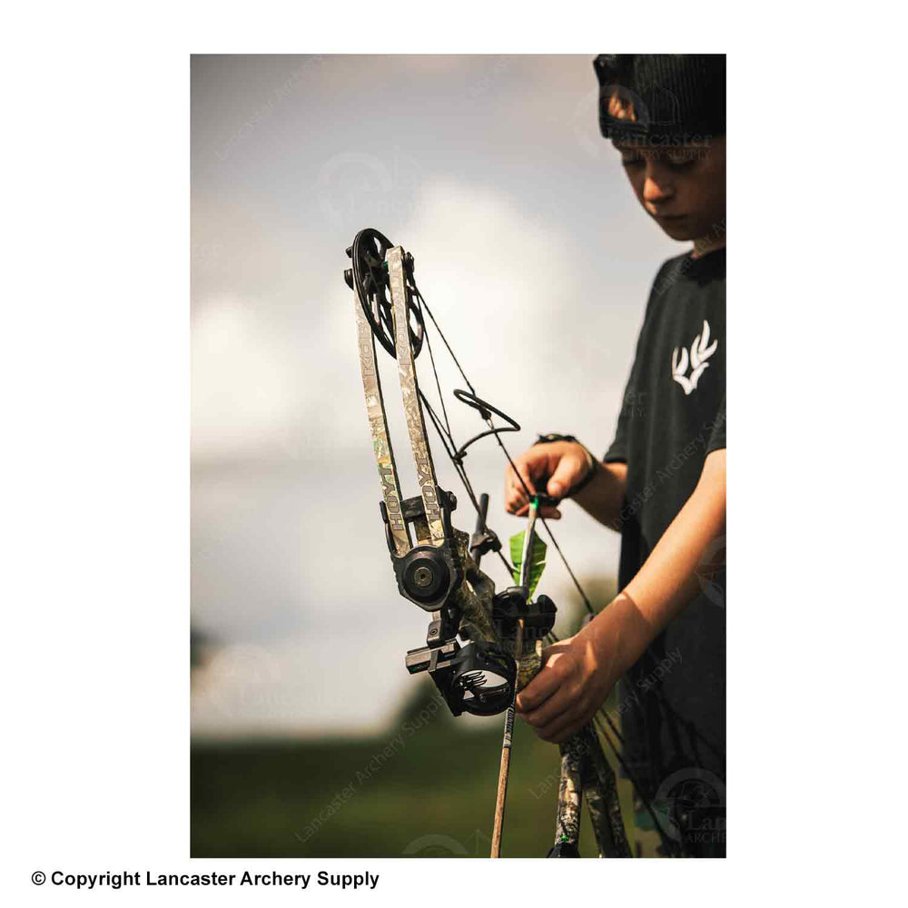 Hoyt Kobalt Youth Bow Package (Camo Colors)