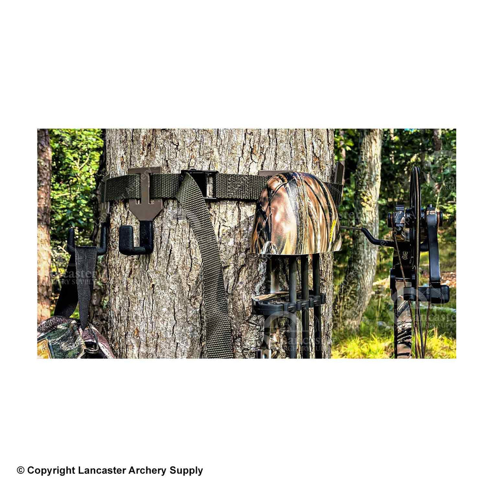 Big Whitetail Dreams Gear/Bow Combo Hanger